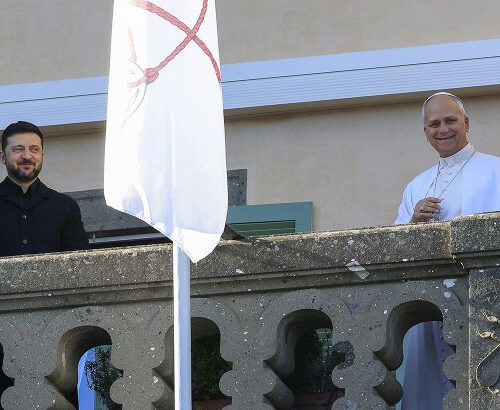 Зеленський зустрівся з Папою Римським у Римі