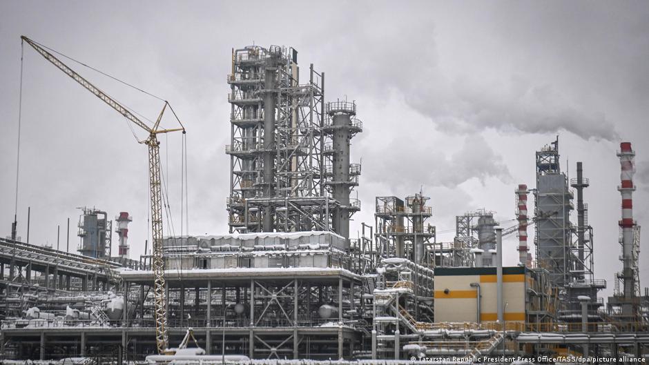 ЄС і Великобританія розширили санкції щодо Росії