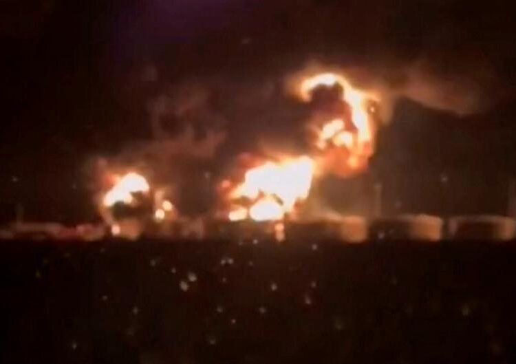 Київ: ЗСУ вразили ракетами Storm Shadow Новошахтинський НПЗ