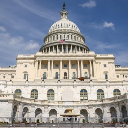 Нижня палата схвалила оборонний бюджет США з допомогою ЗСУ