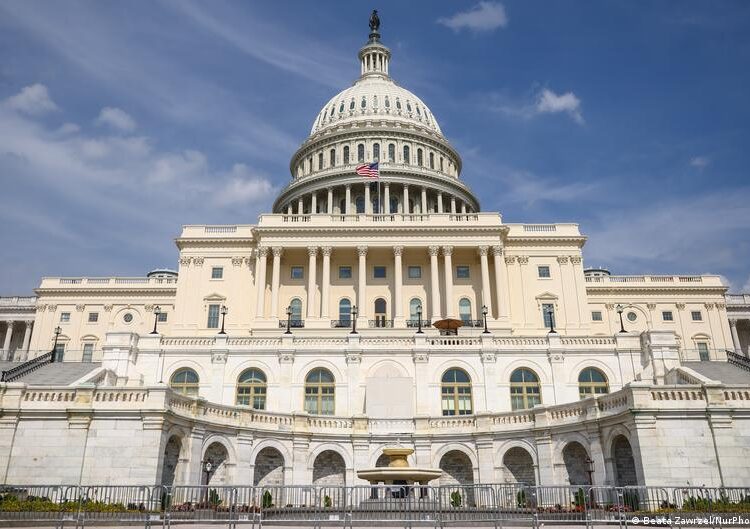 Нижня палата схвалила оборонний бюджет США з допомогою ЗСУ