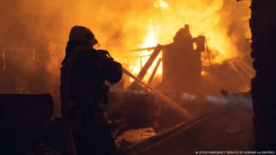 Війська РФ скинули авіабомбу на магазин на Сумщині: є жертви