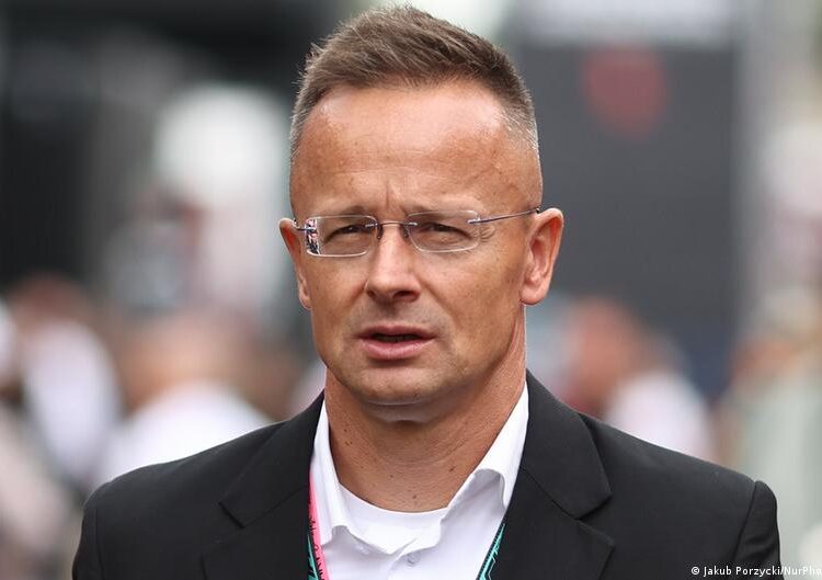 Глава МЗС Угорщини Сіярто вчергове приїхав до Москви