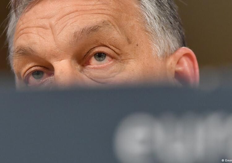 Сікорський та Сіярто посперечалися через пост Орбана