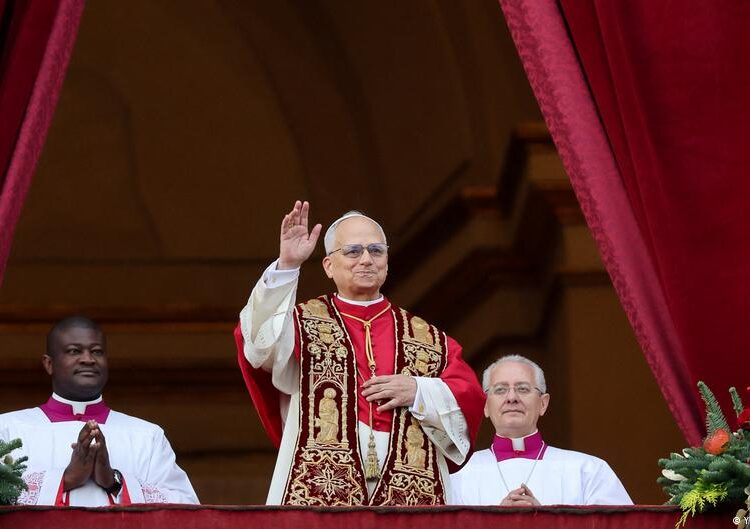 Папа Римський Лев XIV закликав РФ і Україну почати діалог