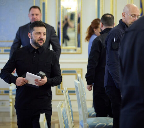 США розглядають гарантії безпеки для України на 50 років, мирний план хочуть затвердити на референдумі: головне із заяв Зеленського