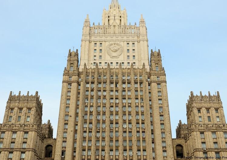 РФ вважатиме "законними цілями" іноземні війська в Україні