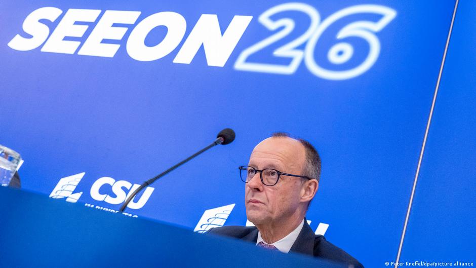 Мерц про мирну угоду: Ми, напевно, далекі від згоди Росії