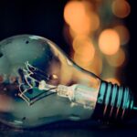 У декількох регіонах України запровадили аварійні відключення через обстріли