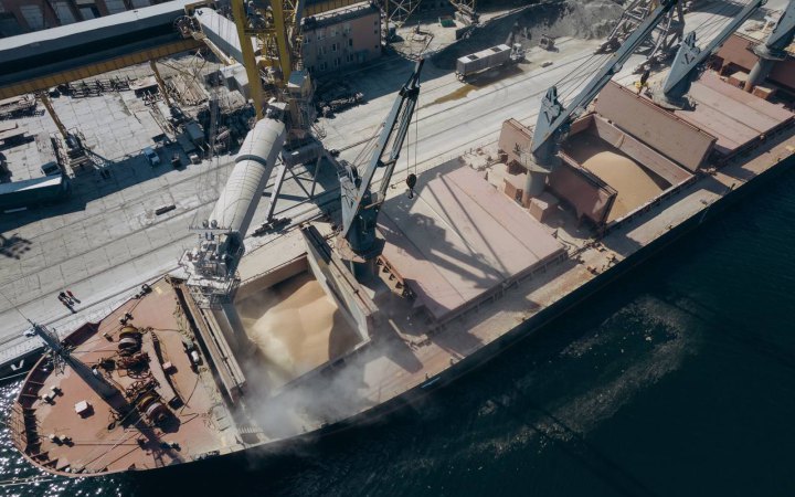 Із вересня 2023 року українським морським коридором перевезли 100 мільйонів тонн зерна