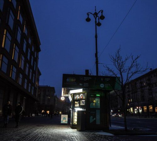 Завтра в усіх регіонах України будуть застосовуватись графіки погодинних відключень