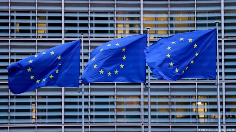 "Угода є угода": ЄС вимагає від США не підвищувати мита