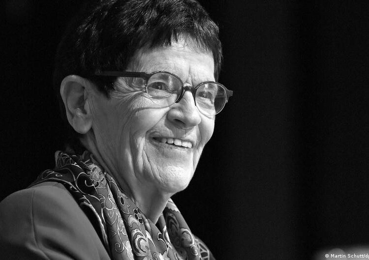 "Візіонерка і взірець": Померла ексголова Бундестагу Зюссмут