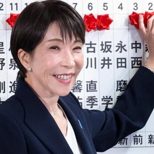 У Японії на виборах перемагає партія прем'єрки Такаїті