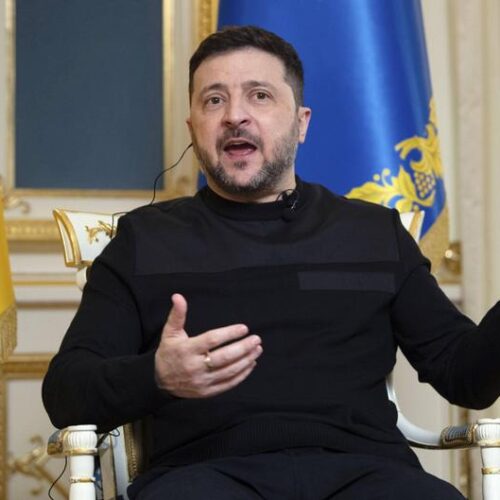 Зеленський: Європа може допомогти перевести ЗСУ на контракти