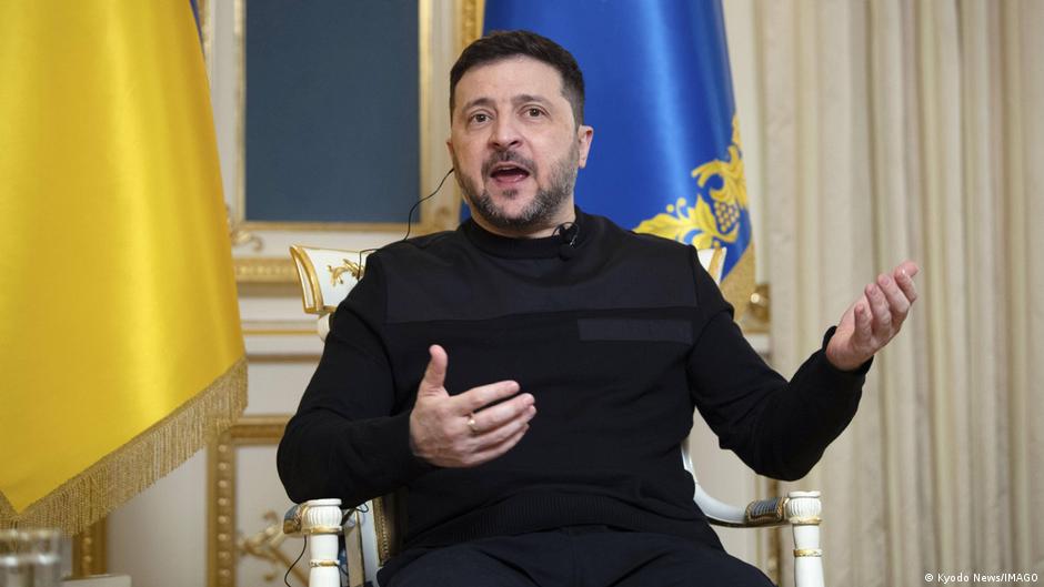 Зеленський: Європа може допомогти перевести ЗСУ на контракти