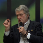 Ющенко: в перший день грошової реформи мені дзвонив тодішній голова ВР і питав, чому на купюрах зобразили “зрадника”