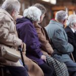 У квітні пенсіонерам та отримувачам соцдопомоги нарахують одноразово по 1500 гривень