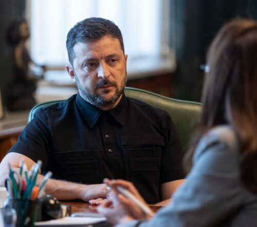 Зеленський закликав врегулювати продаж українських дронів через офіційні канали