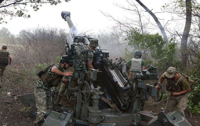 Україна планує нові закупівлі озброєння і шукає альтернативні джерела допомоги – Bloomberg