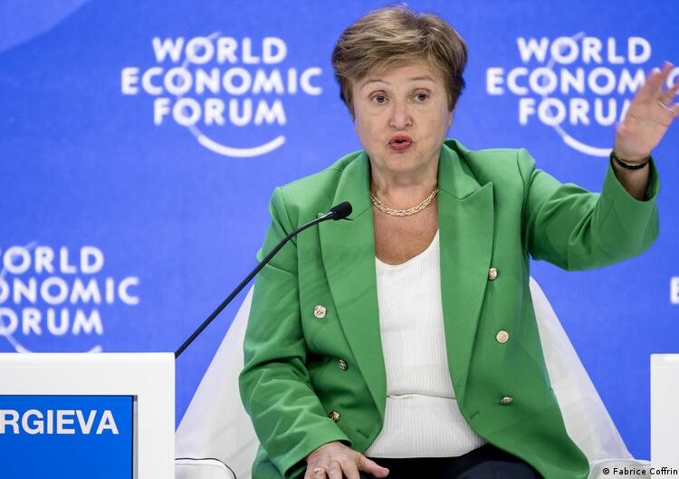 Війна в Ірані: МВФ очікує росту цін й уповільнення економіки