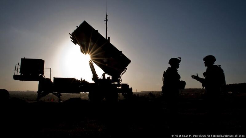 Німеччина оплатить кілька сотень ракет до Patriot для Києва