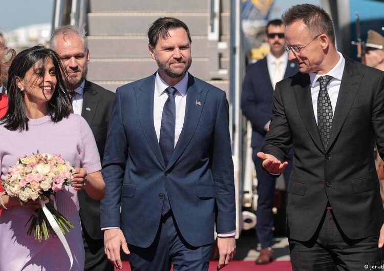 Віцепрезидент США Венс приїхав до Угорщини перед виборами
