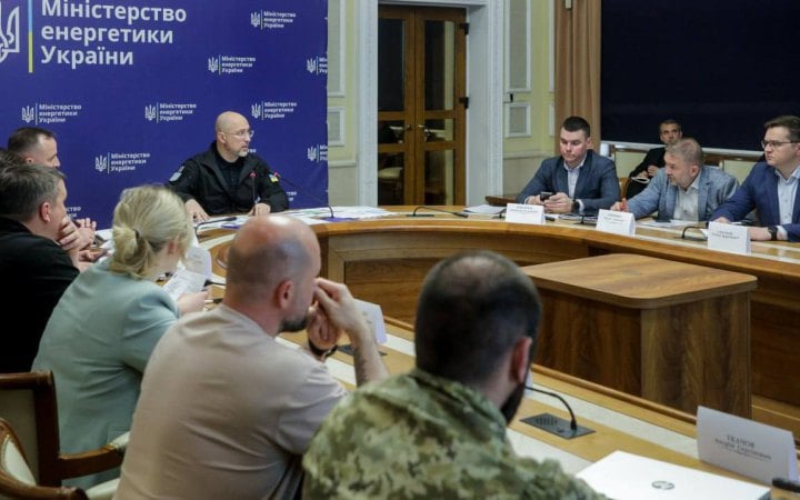 Шмигаль: у квітні вдалося відновити 711 МВт потужностей, триває посилення захисту інфраструктури