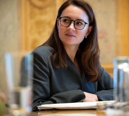 Уряд запускає програму дорослого стажування «Досвід має значення» для людей віком від 50 років