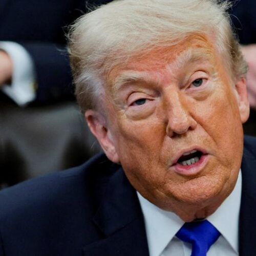 Трамп звинувачує ЄС і підвищує мита на автомобілі до 25%