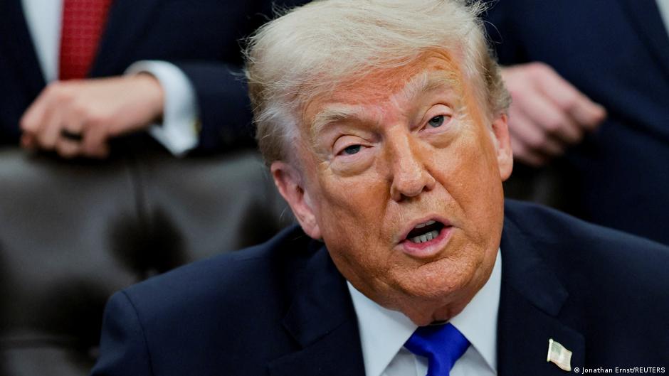 Трамп звинувачує ЄС і підвищує мита на автомобілі до 25%