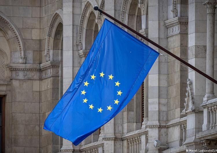 ЄС готовий розблокувати для Угорщини заморожені 16 млрд євро