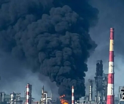 Українські дрони вдарили по Сизранському НПЗ за 800 км від кордону