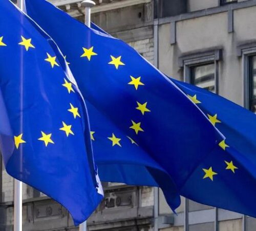 Bloomberg: ЄС розглядає заморожування цінової стелі на нафту РФ через війну в Ірані