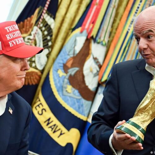 ФІФА: Трамп нагороджуватиме переможців Чемпіонату світу-2026