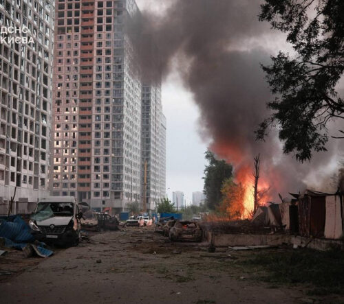 У Києві після атаки рф масштабні руйнування: є загиблі та багато поранених