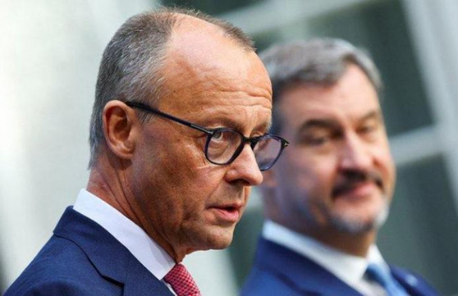 Мерц проводить реформи економіки на тлі рекордно низького рейтингу у 13%