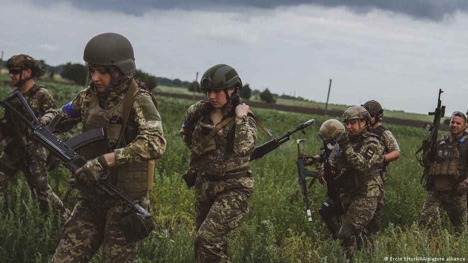 Комітет з нацбезпеки: Мобілізацію жінок Рада не розглядає