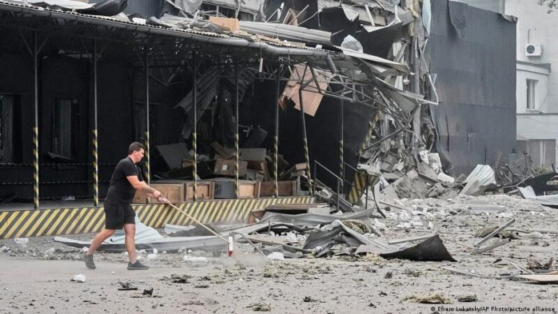 РФ атакувала низку регіонів: уражено склади під Києвом і ТЕС