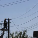 У частині регіонів є знеструмлення через обстріли та негоду