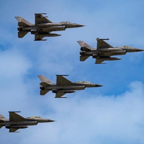 Румунські F-16 збили два безпілотники над Чорним морем