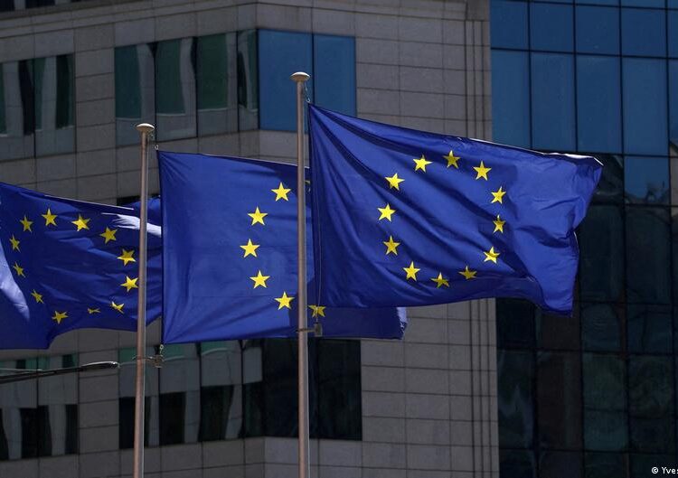 ЗМІ: ЄС проситиме Канаду та Британію збільшити фінансування України