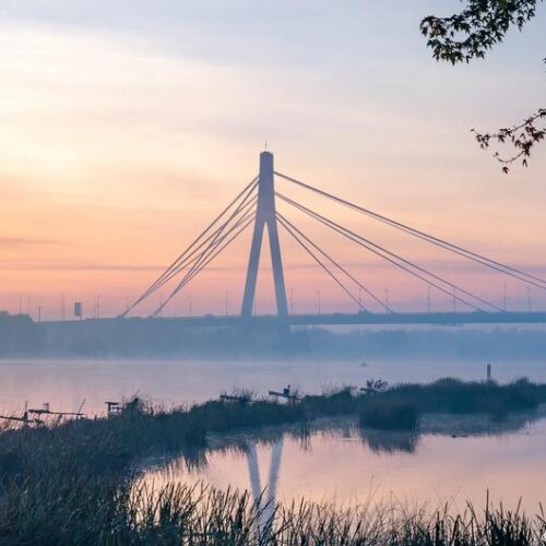У Києві почнуть будівництво резервних переправ через Дніпро
