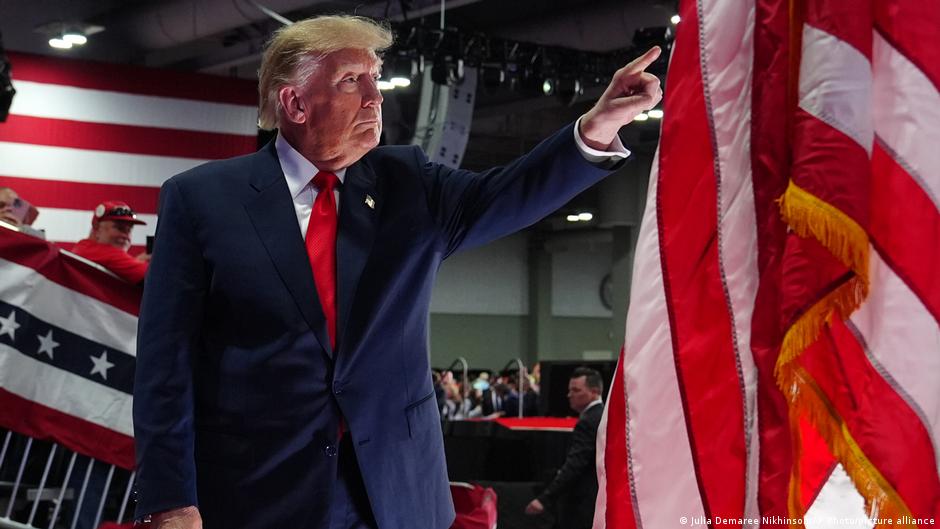 Трамп заявив, що Україні потрібен новий президент
